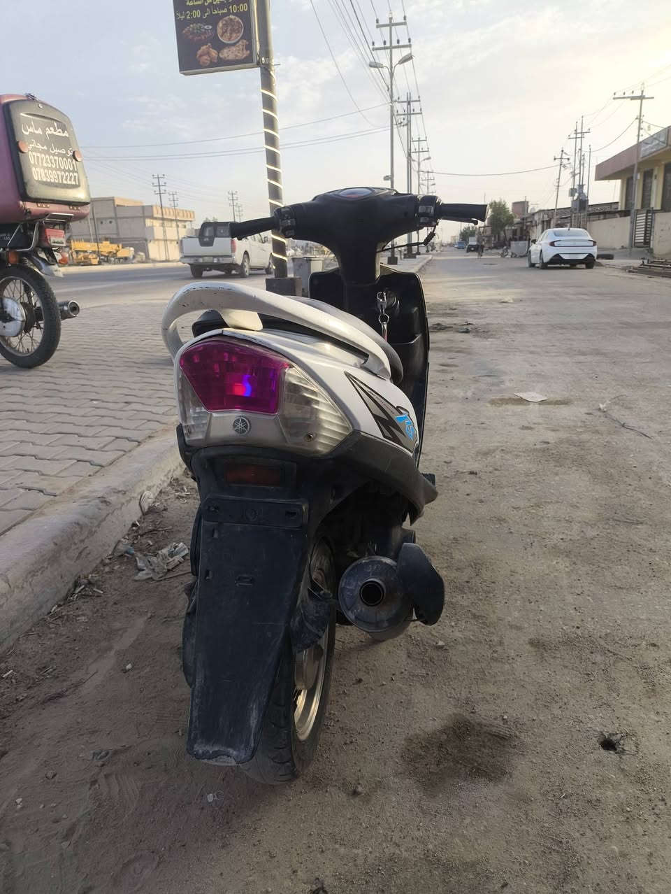 سلام عليكم دراجه ماكس مامفتوحه كلشي شغال كلجات رياضي كزوز رياضي عينه رياضيه / ب 725 وبيه مجال عنوان الهوير دراجه مو الي هاذ رقم راعيه لحد يراسلني *********** 👉👉
