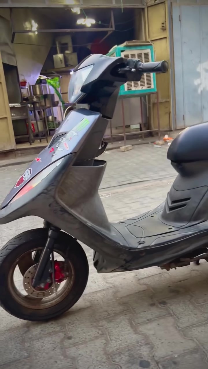 ماكس عدلة للبيع
دراجة مختمة كاملة كفرها الاسود موجود 
سعر 800 وبيها مجال بسيط🖤🏍
مكاني الاعظمية ، ***********

