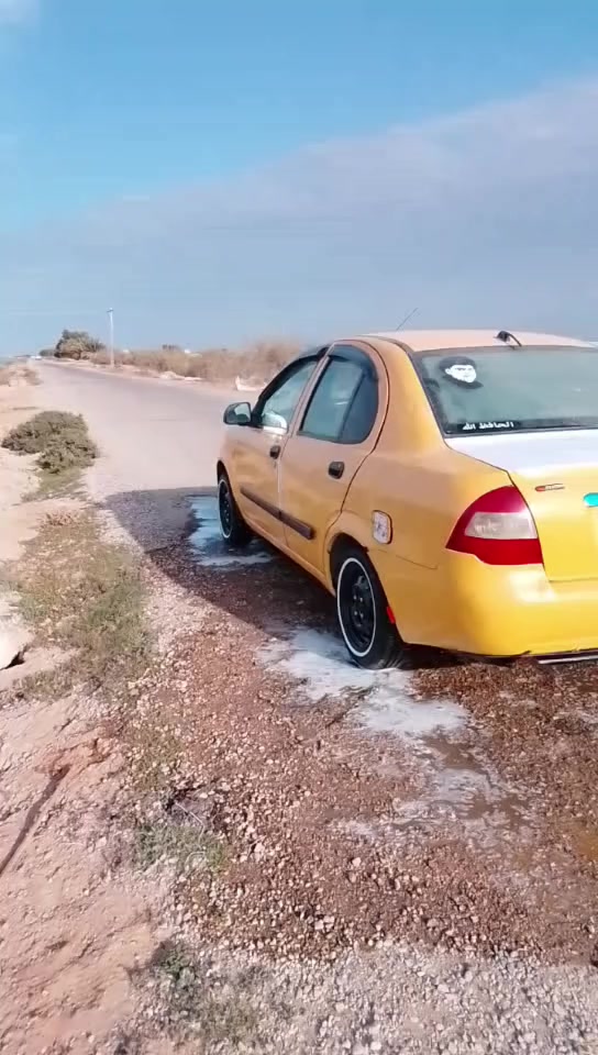 سلام عليكم طيبه موديل 15للبيع تخم تاير باتري جديد كهربائيات كلها شغاله مكينه بيها بخار كير جديد دوشمه سياره جاهزه مكاني كوت مركز المدينه ***********
