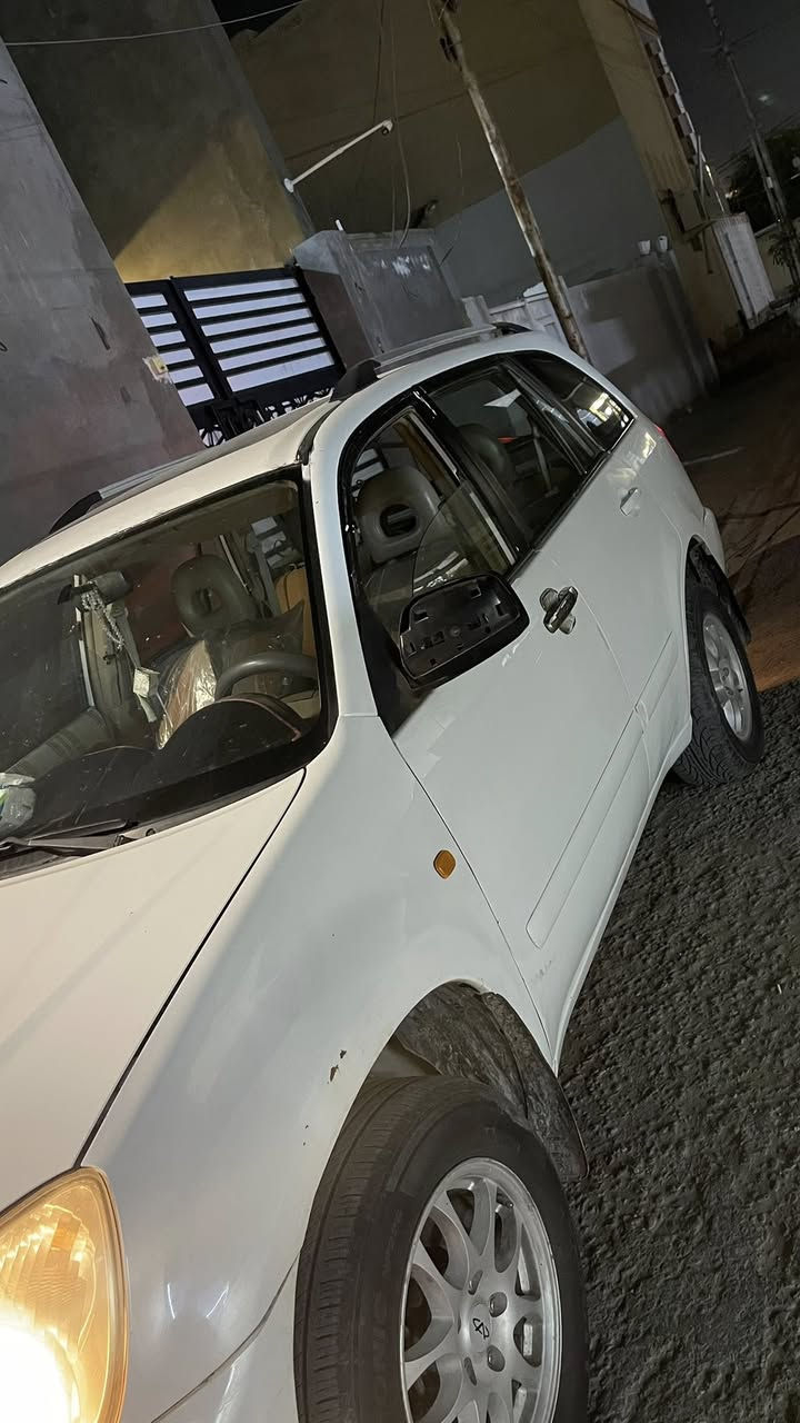 السلام عليكم تيكو 2011 
مكينة 2000
كير ميكانيكي
 رقم بابل جديد بأسمي مداور ثاني يوم مكفوله من الضربه بيها خياسات ملكطة السيارة جديدة ترايك وين ما يعجبك السعر 55 وبيها مجال حك جيتك مكاني نجف
*********** متوفر واتساب واتصال او خاص هنا
