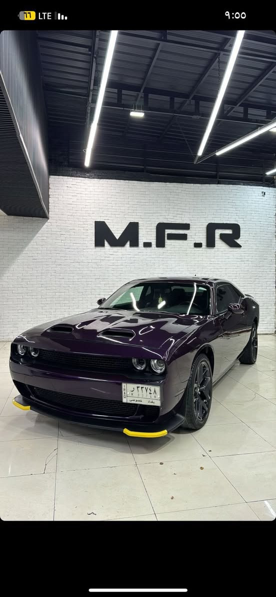 ⸻

🚘 للبيع دوج تشالنجر 2021 SXT
📍 رقم بغداد – باسمي

🔹 اللون: بنفسجي مميز ونادر
🔹 السيارة فول مواصفات ما عدا الفتحة
🔹 شاشة كبيرة
🔹 كشنات جلد
🔹 تدفئة وتبريد بالكشنات
🔹 رادار
🔹 إشارات بالمرايا
🔹 مواصفات حلوة ونظيفة

🔧 الحوادث: حادث جاملوغ جهة السايق + بنيد (مصلّح وجاهز للاستخدام)

📍 العنوان: بغداد – السيدية
💰 السعر: 20,500$
🤝 بيه مجال مع الشراي الجدي

📞 للاتصال او واتساب :
***********
