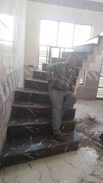 خلفه مصرى لجميع انواع السيراميك والكاشي والمرمر والبايات شغل درجه اولى رقم بيه واتساب ***********
