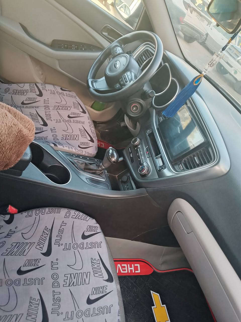 اوبتمه موديل 15امريكي
مكينه كير مكفوله حداديه جديده تخم تاير
رقم قادسيه بيها جراده بصيطه بيع اومراوس بتكسي  حسب القناعه 
السعر110وبيها مجال مكان الرميثه قضاء الهلال الاستفسار هاتف ***********//////***********
