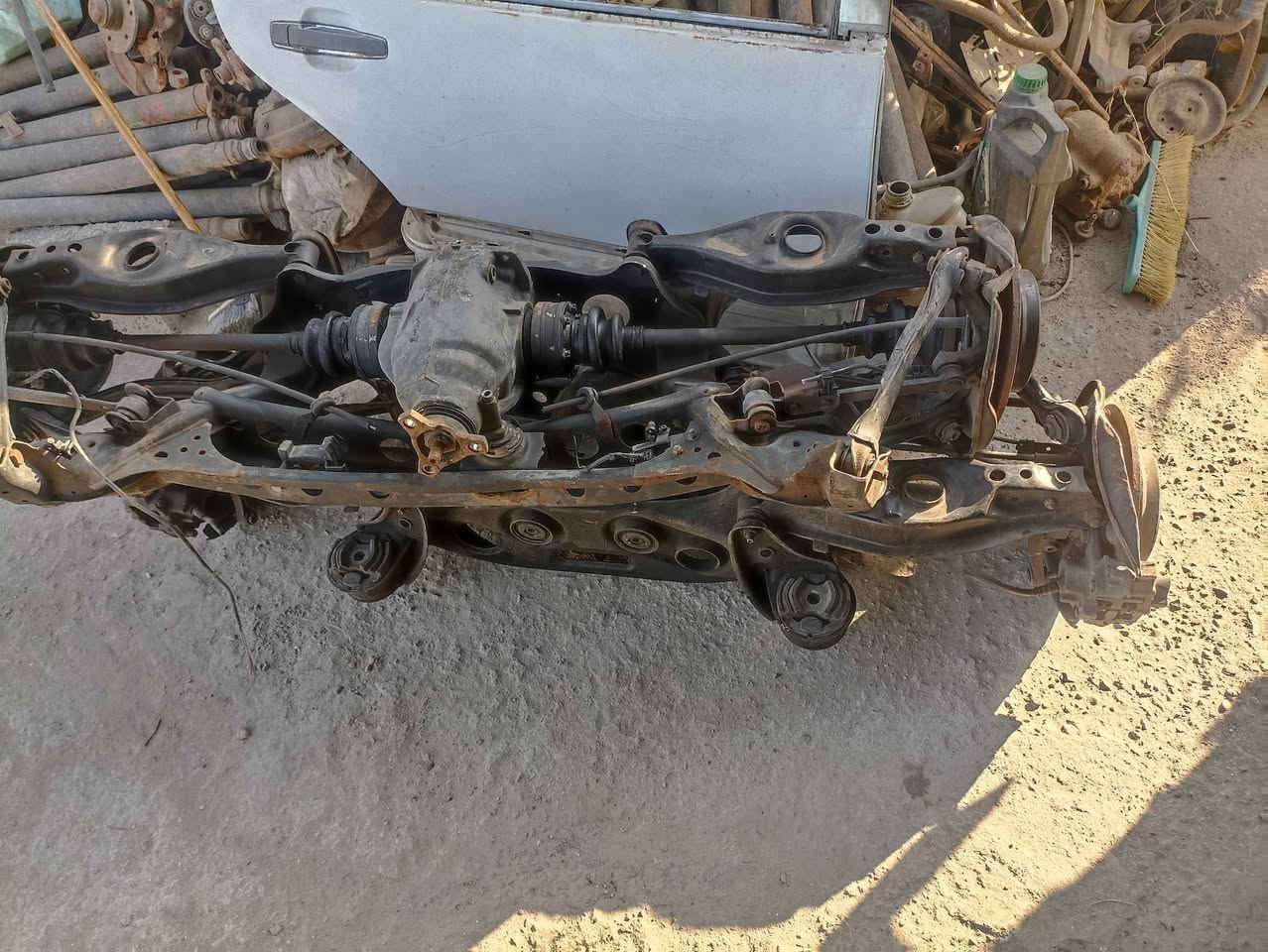 عرباين ام عيون مال گصة السعر ٢٦٠ دولار 
العنوان حلة الصوب الصغير نزلة سعد بيجو طريق بنشة الزائرين المحاذي لسكة القطار ت ***********
