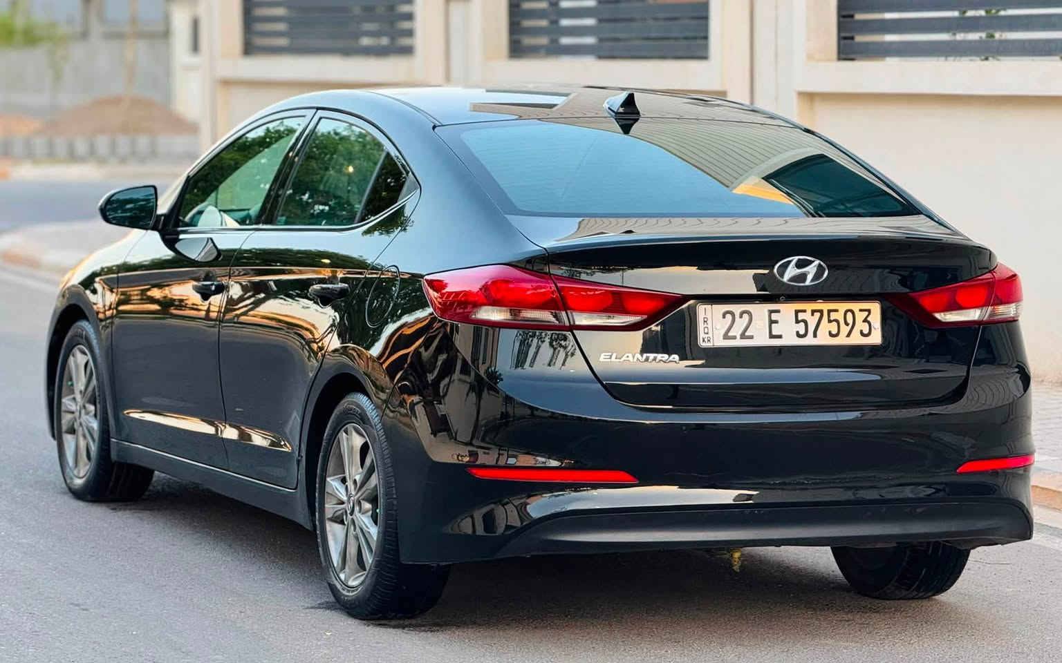 سلام عليكم
HYUNDINLANTAR
الون: black
موديل:2018
ماشيه: 94 MI
الموصفات 
شاشه جبير
رادار جانبي
داخل لونين
تحديد مسار
مثبت سرعه                            
كاميرا خلفية دوار 
كفاله من صبغ تبديل
بدون ايرباك بدون دواخل         
صور ضرر  بل منشور 
مكانه ديالى خانقين
رقم اربيل بسمي 
رقم سنويه هزه جديد
السعر: 118 بيه مجال
للاستفسار***********
