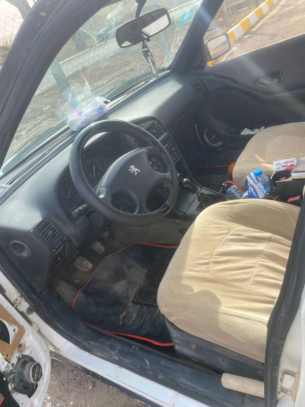 عنوان تكريت 
بيجو  405 فرنسي اصلي
سياره كامله ماناقصها شي كير مكينه شرط