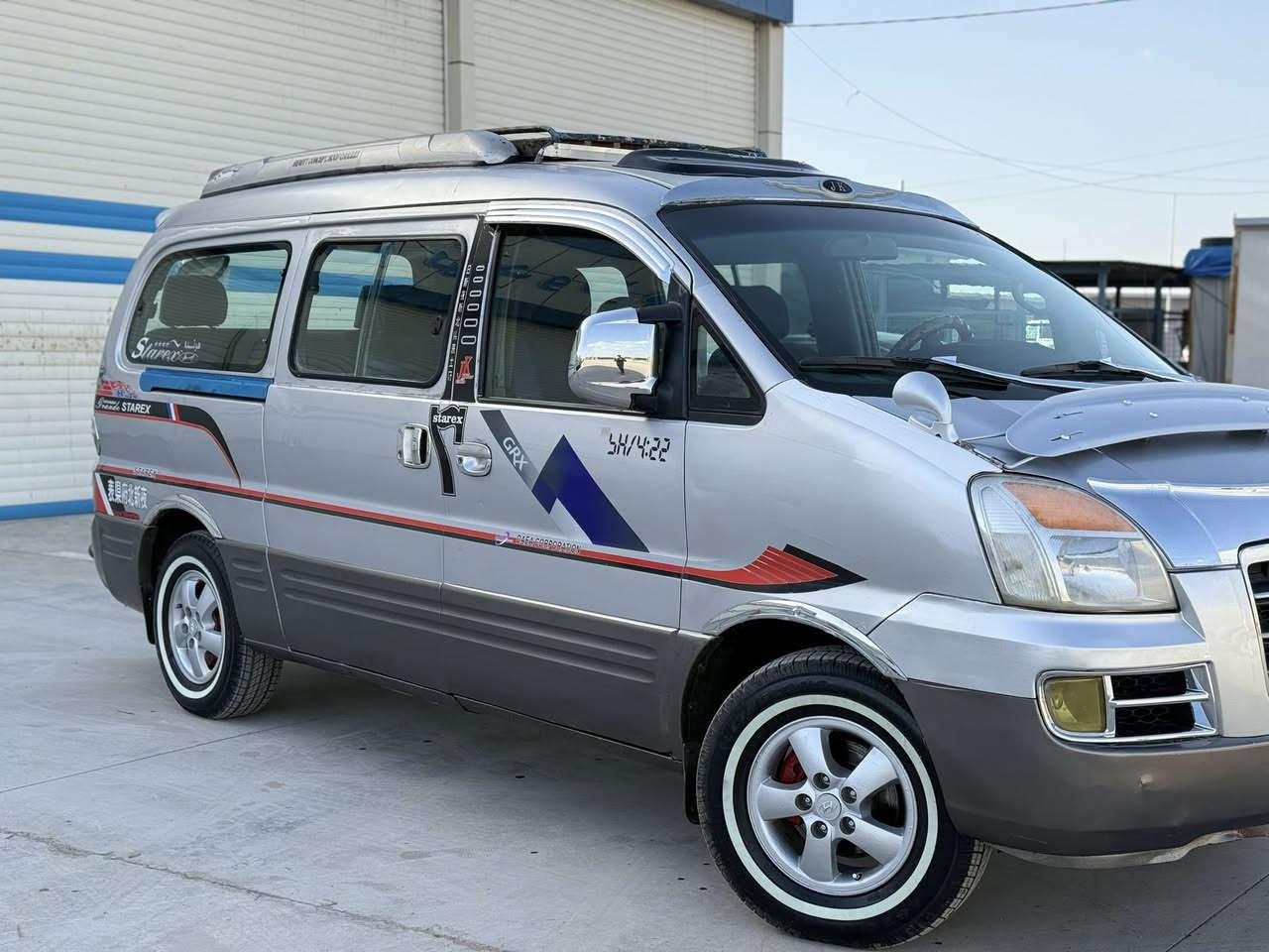 السلام عليكم
ستاركس موديل 2006 محرك مفتوح كير عادي خير من الله رقم قادسية الماني مشروع وطني بسمي سيارة مكفول من صبغ شواصي كفالة اربع طايرات جديدة صدر كاعيه دوشمه جديد كهربائي كل شغال سيارة احلي من صورة 

سعر:88بيها مجال 
مكان السيارة:كلار
***********
***********
***********
