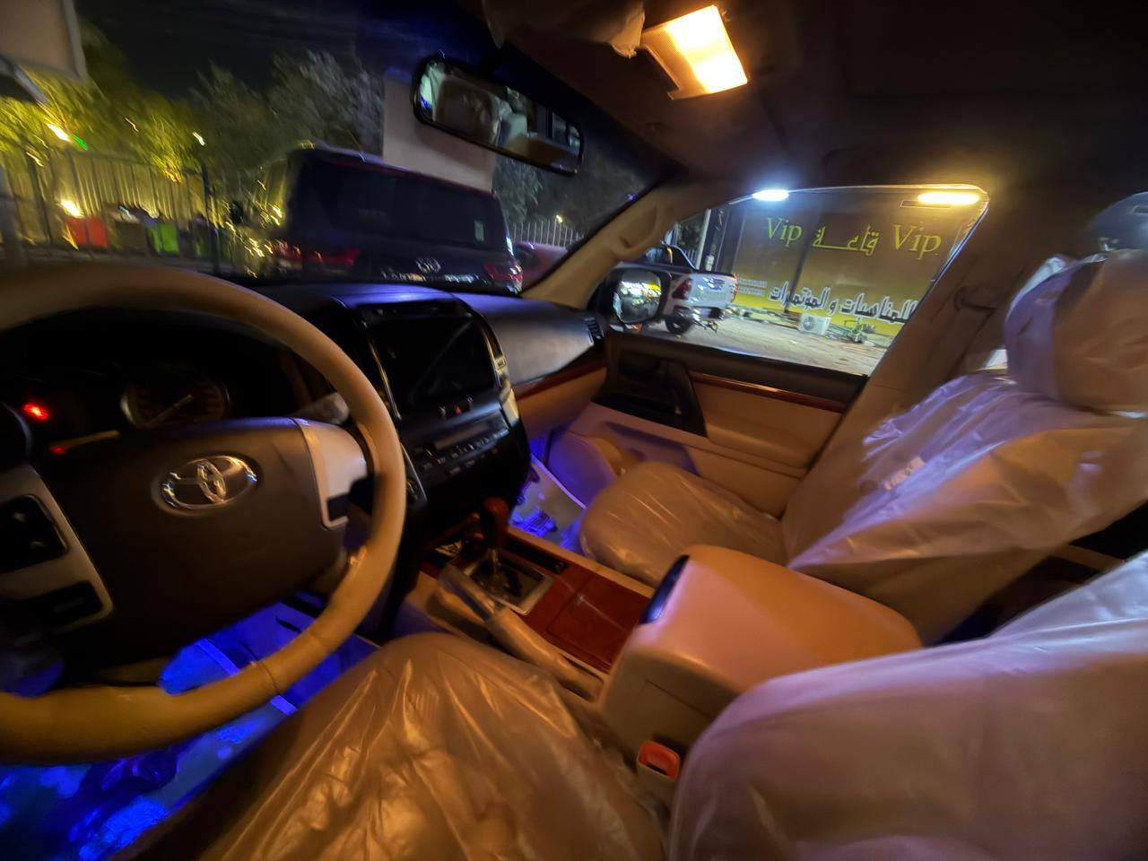 لاندكروز ٢٠١٣ بريم فول مواصفات تشغيل عن بعد مكفوله من صبغ وتبدي وفتح رقم أربيل  دولي مكينه وكير ما مفتوحات بلاد ماشيه ١٤٠ حقيقي السعر ٣٦٥ وبيها مجال ***********
