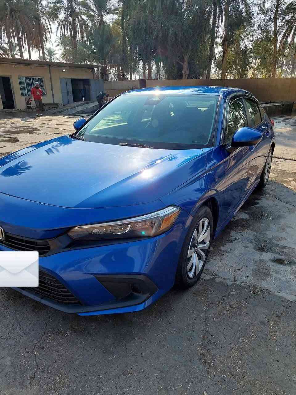 سلام عليكم 
للبيع 
هوندا سيفك موديل 2024 فئة LX محرك 2.0 المرغوب 
رقم بغداد 
السيارة اني استوردتها وصلحتها تصليح درجة اولى لان جنيتها السيارة مو ابيع واشتري .
صارلها سنتين عندي اني المستورد والمالك 
بيها جاملغ الايمن راجع بارد وتبديل بنيد 
حادث حلو 
ماشية 40  الف كيلو مو ميل 
السيارة جاهزة وما بيها نقص من كل النواحي 
مواصفات فئة ال Lx 
بصمة 
سايد بريك كهربائي ( دكمة)
رادار امامي 
تحديد مسار 
توقف ذاتي في حالات الطوارئ
مثبت سرعة تفاعلي 
تنبية في حال الخروج عن المسار 
(سبب البيع ظرف طارئ )
السعر 155وبيها مجال بسيط
مكان السيارة كربلاء 
***********
 متواجد واتساب او خاص
