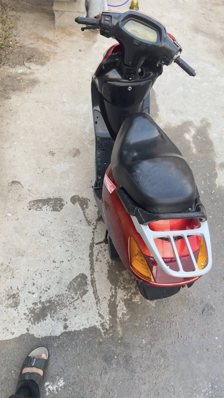 سبيسي نضافة 80 ‎%‎ ماناقصة فقط شوتة نكره سلف سعره 350 مستعجل على بيعتة ***********
