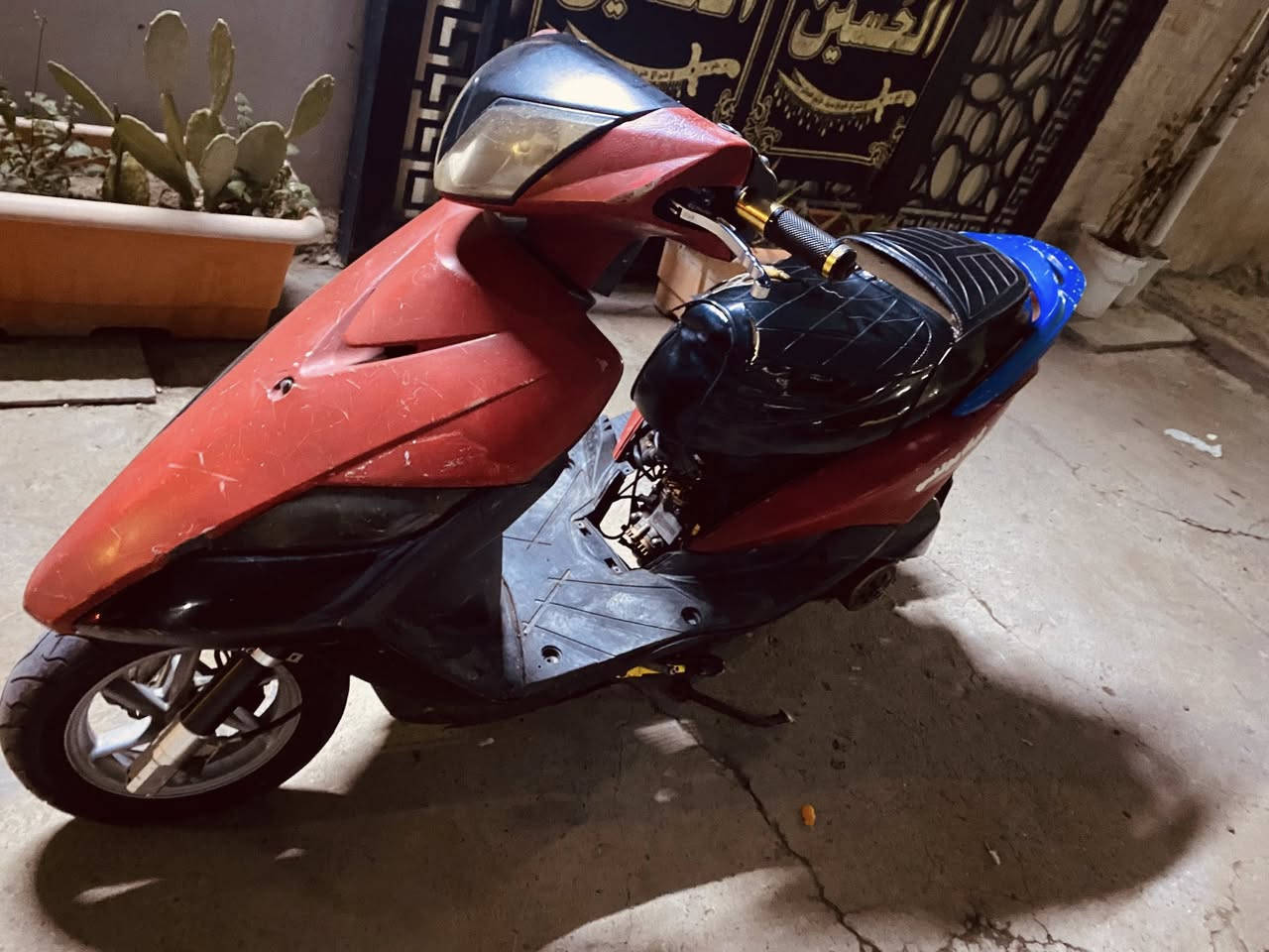 السلام عليكم دراجه ثعلب رياضي بوشه ما ادري بيها شكد بس على الأغلب فوك 60
صدر رياضي 

كلج امامي رياضي 

كابريتر مال قفاز رياضي 

سلف رياضي 

كور رياضي 

صالنصه بوري عدل رياضي 

 الدراجه كلها رياضي 

يدات بريك رياضي 

سكليتر رياضي 

للاستفسار على الرقم ***********
