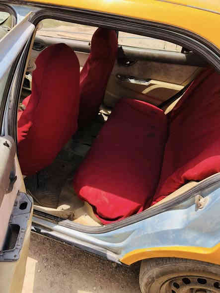 سيارة جين كالا موديل ٢٠٠٩ للبيع  ابيع بدون صاحب لئن رقم صاحبها ضايع سنويه كارتونيه سيارة شغالة مكينة كورلا وكير كورلا بس الكير يمشي ع ٢ ول بك كهربائيات يرادلهن ترتيب. سيارة متروكة. انطي سعرك واخذ.

الرقم. ***********
