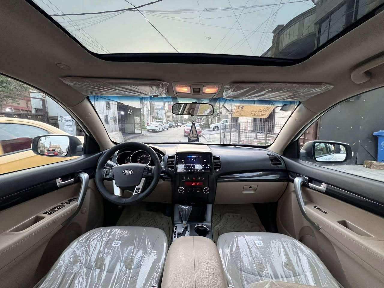 سلام عليكم سورنتو 2011 خليجي كامله بدون نقص تخم تاير باتري جديد كير مكينه تبريد ثلج مكينه 6 سلندر رقم بغداد بسمي فول السياره بنوراما 7 راكب3 قطع تبريد كشن كهرباء تبريد بيانو ماشيه 99 الف على وضع الشركه مملعوب بسياره استلام شركة الدوليه تحكمات فول بيه ربع قطعه صبغ فقط السياره مكفوله من الضربه والفتح السعر 168$ وبيه مجال بسيط مكان السياره المنصور 
‭0771 429 3525‬
