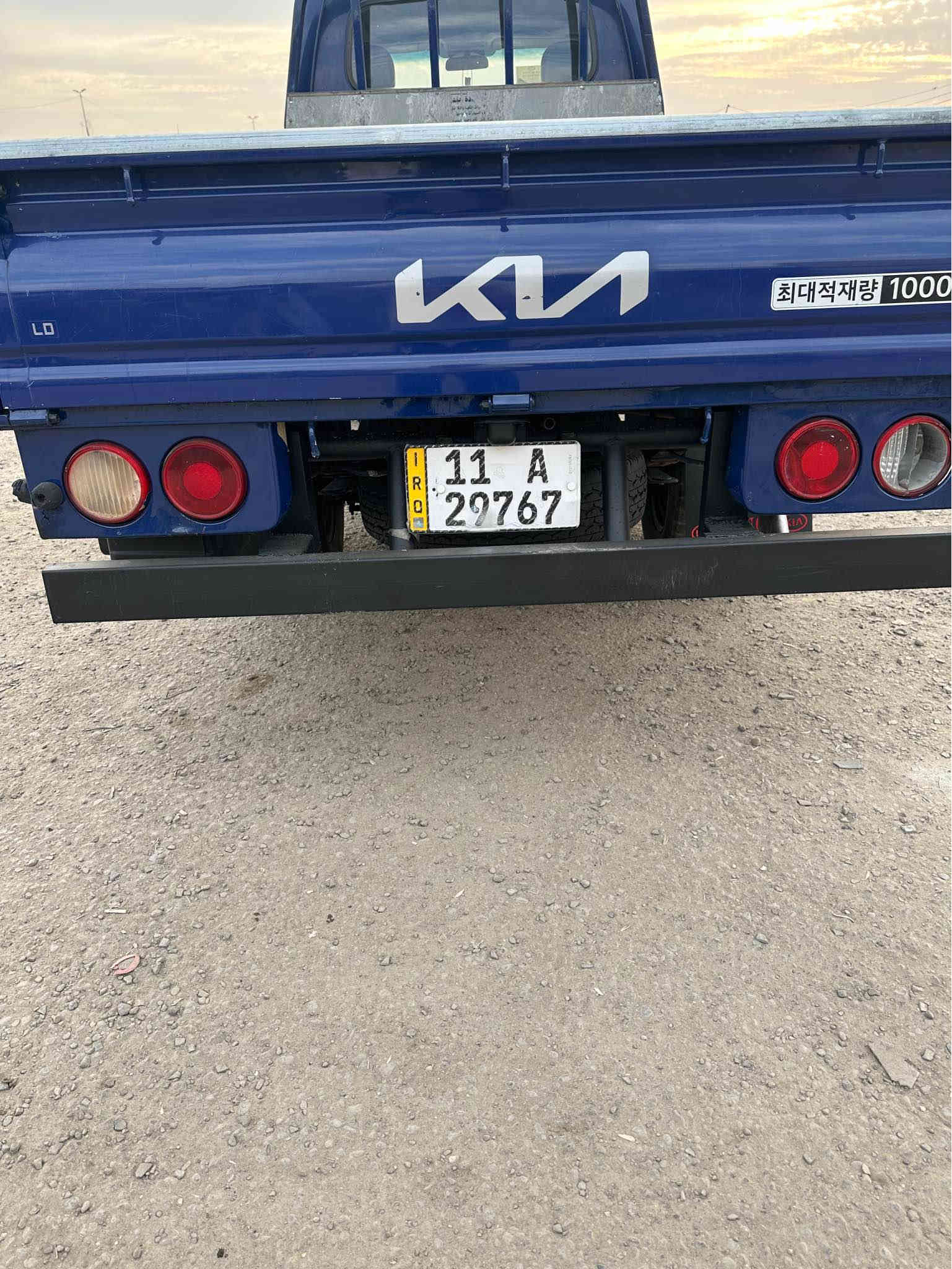 سلام عليكم مديل 2008 ارقام إنكليزي سنويه ال30

مكينه مسكر محوره بم نوازل شاصي مكفوله صدر جديد 

مكفوله من ضربه وكص تخم تايره دوشمه جديد 

كهربيات شغاله السعر 93 العنوان بغداد كماليه 

رقم *********** بغداد
