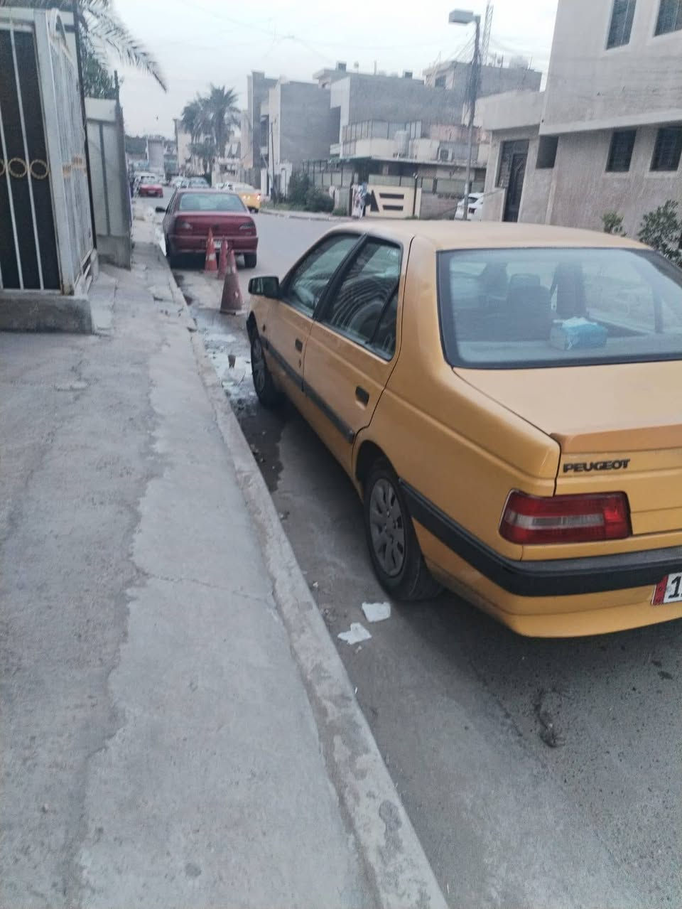 السلام عليكم بيجو اكد موديل 16 ماشيه 168000 سياره نضيفه كبل للشارع مكينه جديده كير جديد تبريد تدفئه كله شغال تخم تايرات باتري جديد منضومه زنون مسجل شاشه سياره بأسمي سنويته 2030 عنوان بغداد شارع فلسطين 
***********
السعر 45 ورقه قفل
