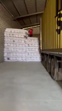 تفريغ حاويه ثريدي جميع القياسات جملة فقط فقط 07845002325 توزيع كميات ح...