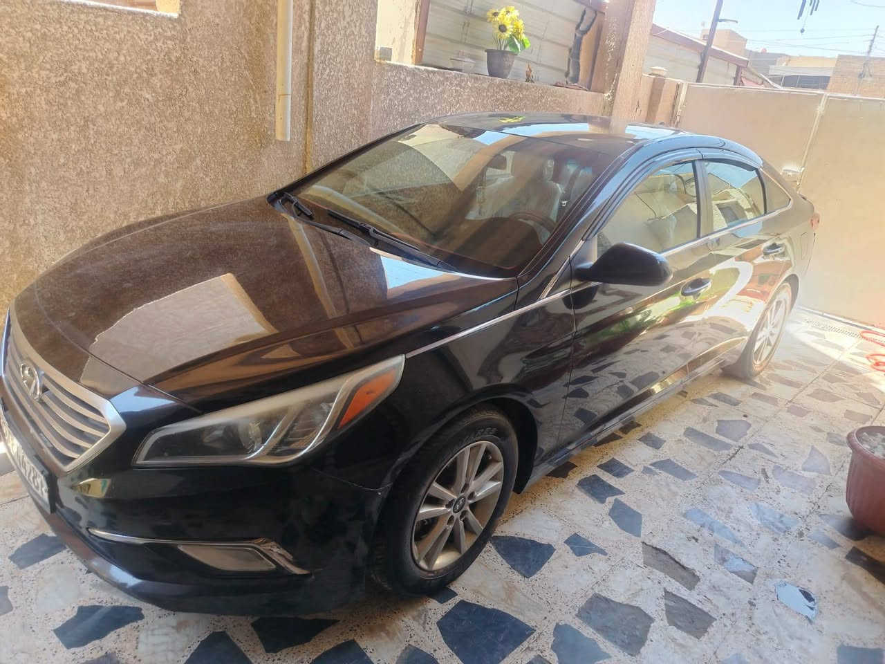 سوناته لون اسود موديل ٢٠١٧ ابدون حادث رقم اربيل السعر 120$ بغداد ***********
