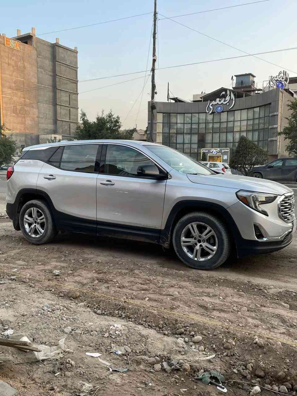 جي ان سي تيران 2020 sle وارد امريكي 

ماشيه ٨٧ الف كيلو
السياره مقلوبه ومتعمره بلكامل هاي صورها من بعد التعمير وكهربائيات ومكينه وكير مكفوله 
القماره نفسها مرجعها بدون كص 
السياره باسمي والسنويه لحد 2029
سعرها 108 ورقه قفل
مكاني المنصور او الدوره


**إذا كنت صاحب هذا الإعلان وتريد حذفه لأي سبب، رجاءا أرسل رسالة إلى الدعم الفني**