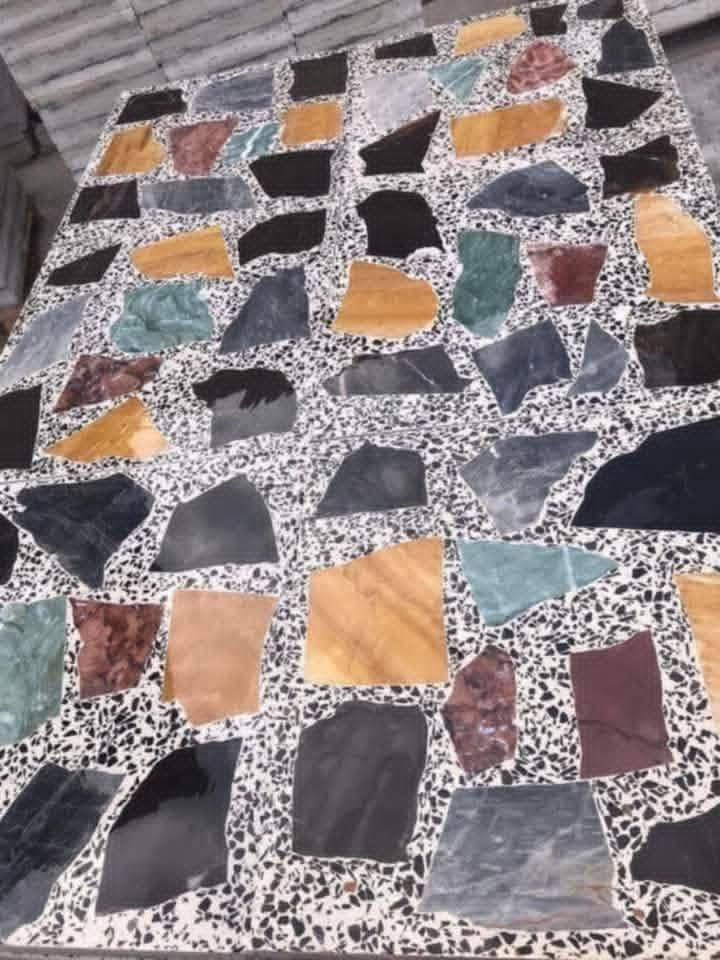 كاشي مطعم بالمرمر
قياس 40*40
سماوه حي الصناعي .خلف محطة غسل قاسم ..
*********** 
***********
سعر متر مربع 15000الف دينار
