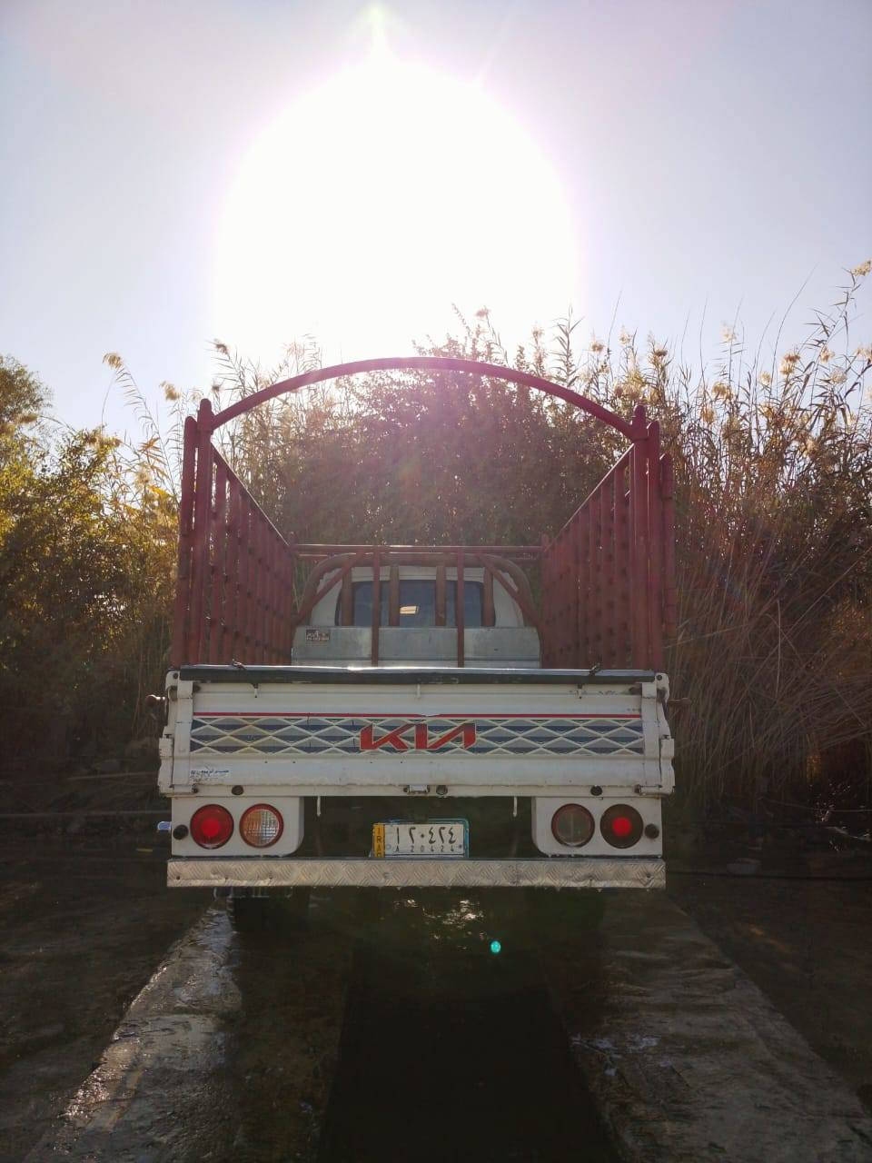 السلام عليكم
كيا موديل ٢٠٢١
محرك كير حداديه شاصي رقم شاصي كل مكفول 
تخم تاير جديد تبريد ثلج 
بيه صبغ فوك البنيد والبنيد مبدل 
رقم كربلاء تحويل ثاني يوم 
مراوس بفحل ٤٠٠٠ فقط
العنوان كربلاء طويريج ***********
