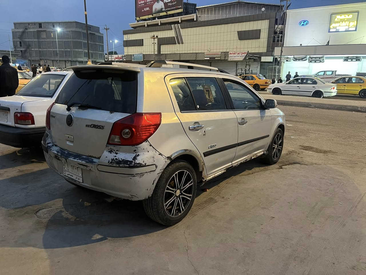 جيلي 2013
مكفوله من الفتح والتبديل 
كير مكينه حداديه تبريد تاير كفاله 
السعر 30
***********
