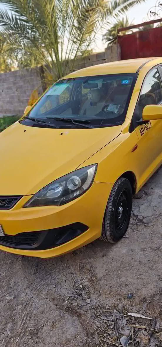 السلام عليكم شيري فلاوين موديل 14
مصفره هيئه وغرامات. تحويل ثاني يوم 

كفاله عامه  مكينه كير حداديه خير منن لله

كهربائيات بلاديه.  تبريد شغال       كبل تشتغل بيها. استعمال بيت 

***********.           42 بيها مجال
