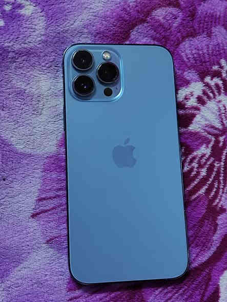 ايفون 13 برو ماكس بطاريته ٧٩ ذاكره 256 لون بحري نضيف فيس ايدي متوقف وتر بروف سعره 550 قفل او مراوس ب 13 او 14 دبل سيم كارت حتى لو مفتوح *********** /مدينه الصدر
