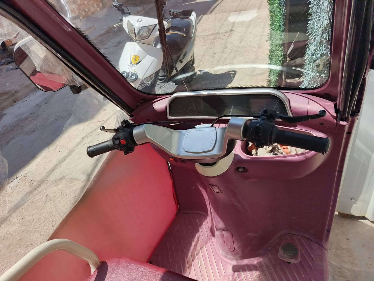 تكتك للبيع شحن  6بطاريات كلشي شغال كامره خلفيه
عنوان بغداد جديده شارع المسبح 

السعر مليون 800  

 رقم الهاتف ***********
