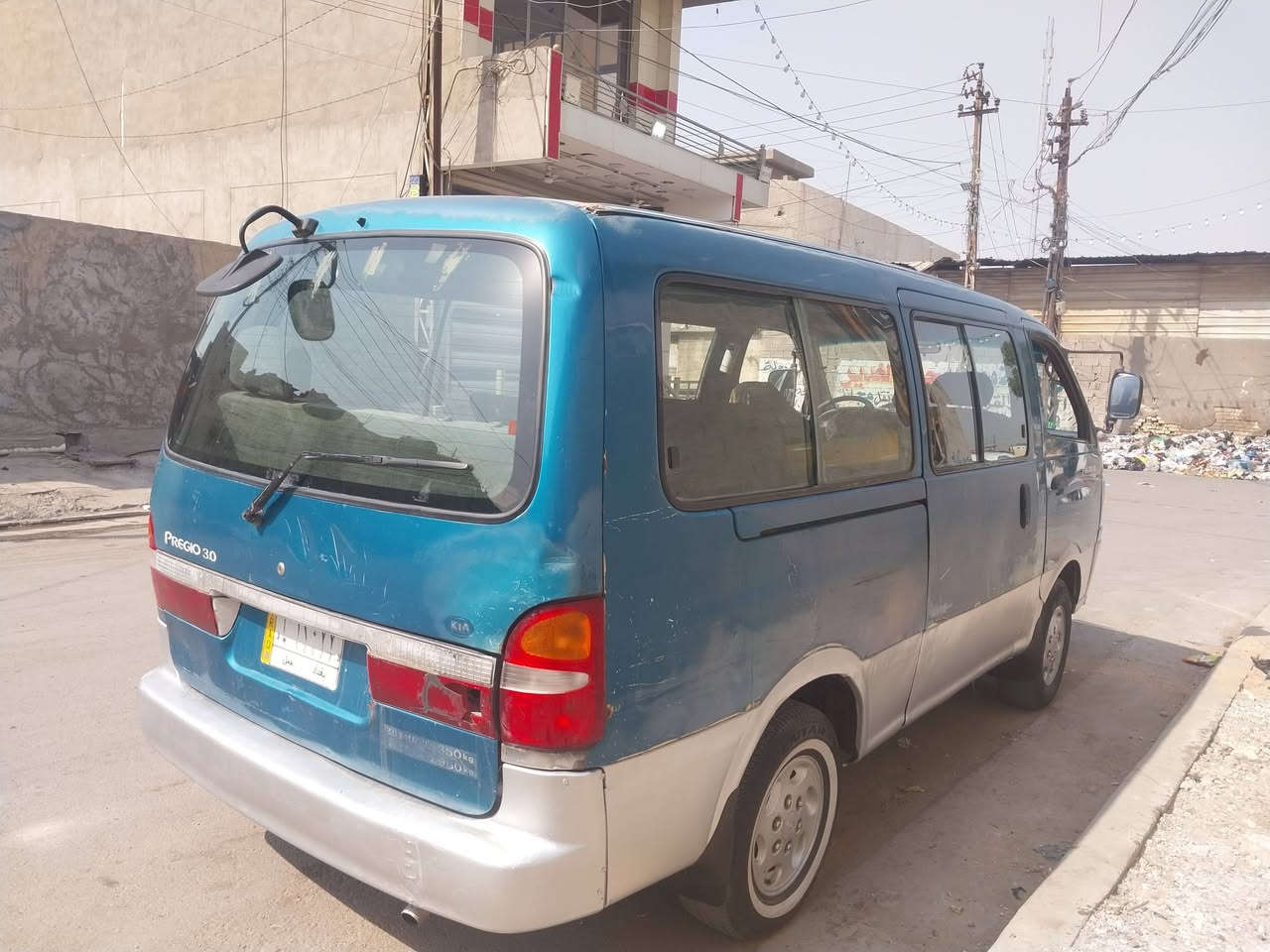 السلام عليكم من رخصه الادمن المحترم كيا بريجو موديل 99 فان رقم حمل باسمنا السنويه لل9 مكان السياره بغداد مدينه الصدر سياره خير من الله مكينه وقير واكسن وحداديه دوشمه جديد سياره ما مشتغله عبريه نهائيا السعر 55 هذا رقم تليفون صاحب السياره شراي يتصل وبخير ويتدلل انا مكلف بالنشر***********سلام عليكم ***********
