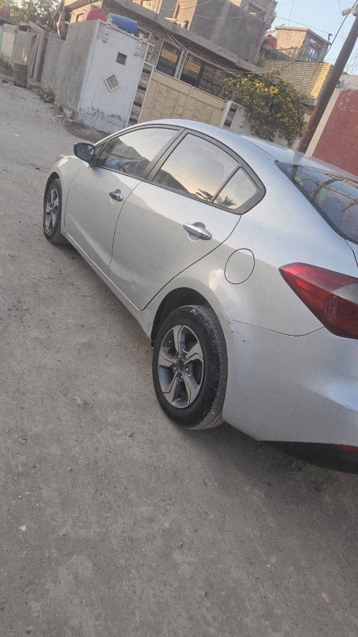 سلام عليكم سيراتو موديل 15 خليجي 

معروضه  110وبيه مجال حك الجيه 

***********
