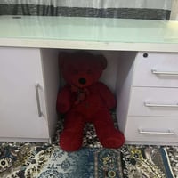 ميز مكتبي • نظيف • باب ٣ مجرات