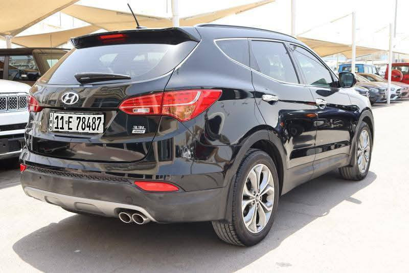 سنتافيا ٢٠١٣ خليجي مواصفات كويتي أبأسمي رقم أنكليزي أعلى فئة ٦ سلندر ٧ راكب بانوراما بصمة كشنات جلد تحكمات استيرن مري شفط محرك مكفول وكير هستوني شادة حاوية يعني جديد بجم كبس بدون ايرباك بدون دواخل حادثها فقط ٤ قطع صبغ أثر شخوط وجراد والسونار موجود بالصور امانة الله جديدة للبيع  *********** السعر ١٤٨ أو امراوس حسب القناعة
