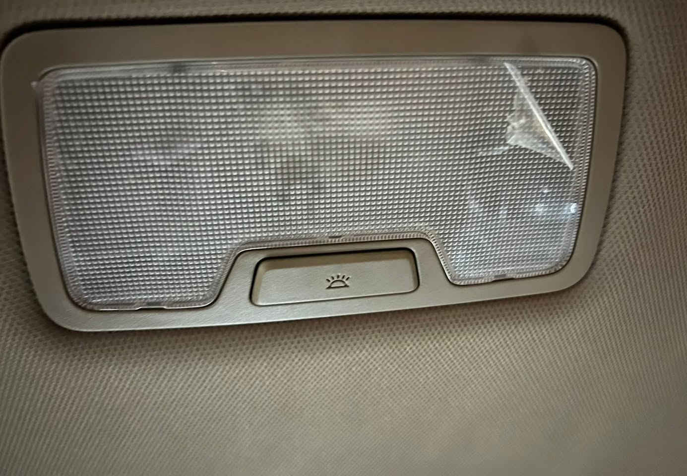 بسم الله الرحمن الرحيم
والصلاة على محمد واله وصحبة وسلم .

تحية طيبة .

للبيع فقط هونداي توسان ٢٠١٩ كورى - اصلى رقم سليمانية الدولي ماشية قليل ٦٢ كم  ونص حقيقى   السيارة مكفولة من الصبغ وتبديل وحالوب حتى دعاميات بشرط شخط مابه السيارة  بوضع الشركة  

المواصفات .

بصمة تشغيل و ابواب وصندوق اريل زعنفة شاشة كار بلي ( GPS) شاحن وايرليس جارج حساسات امامية وخلفية كاميرة خلفية  وضعيات قيادة عدد ٣ ( ايكو  وسبورت  وايكو) ثلاجة بجكمجة تبريد قطعتين ( مركزي) كشن سائق كهربائي تحكمات استيرن تحكمات  فول ومثبت سرعة ( كروس) بصمة احتياط وكتلوكات الشركة موجود الاسبير والعدة غير مستعمل ومنازل بردة صندوق و الهزة وسنوية مجددة لغاية لغاية ٢٠٢٩  وسيارة باسم اخي .
مكان السيارة / كركوك - حي الاسرى 

للتواصل و معرفة السعر
***********+ واتساب
***********+ واتساب
***********+واتساب
