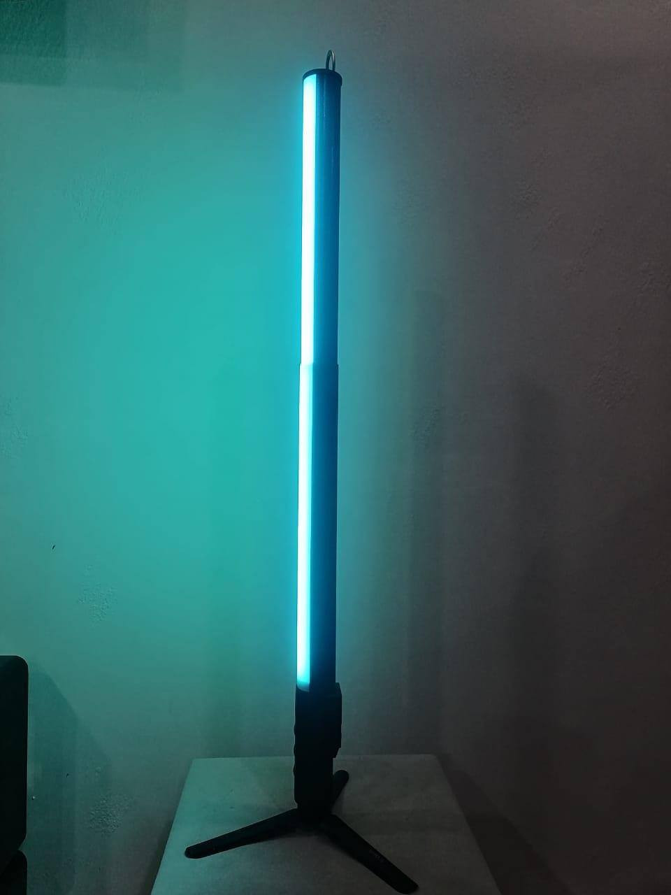 للبيع إضاءة تصوير احترافية ✨جديدة 
إضاءة SIRUI T60 RGB أصلية
ممتازة لتصوير الريلز، المنتجات، وصناعة المحتوى.
المميزات:
📸 إضاءة RGB متعددة الألوان
📸 طول 60 سم
📸 قابلة للتمديد (Telescopic)
📸 إضاءة قوية وناعمة للتصوير
📸 مناسبة للإنستغرام، اليوتيوب، والتيك توك
الحالة: نظيفة جداً
💰 السعر: الاضائتين 190 ألف دينار سعرثابت
📩 للجادين مراسلة الخاص العنوان بغداد الزعفرانية4 شوارع


**إذا كنت صاحب هذا الإعلان وتريد حذفه لأي سبب، رجاءا أرسل رسالة إلى الدعم الفني**