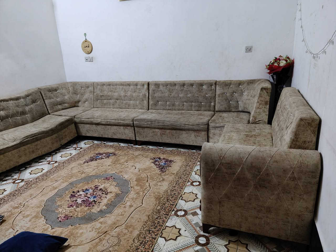 السلام عليكم
أغراض للبيع
تخم تسكام ب750 مبي ولاخدش
الديوان ب 200 وبي مجال 
الملحق الإلمنيوم ب 100


**إذا كنت صاحب هذا الإعلان وتريد حذفه لأي سبب، رجاءا أرسل رسالة إلى الدعم الفني**