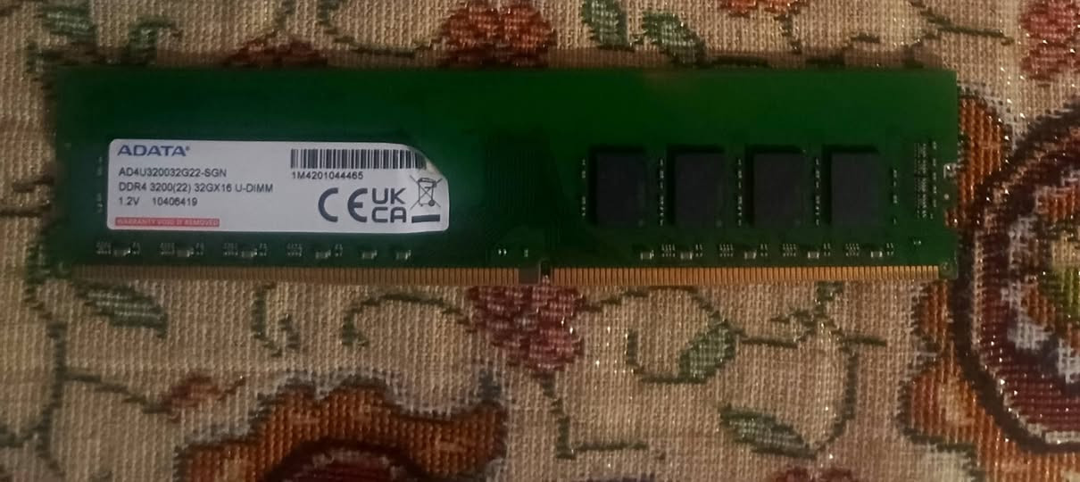 قطع للبيع
معالج Ryzen 7 5800X ١٥٠ الف قفل مستخدم شي قليل
ورام:3600تردد Chun Well Tech RGB 16×2 ١٠٠ الف قفل
ورام نوعية عادية 32G ٤٠ الف قفل


**إذا كنت صاحب هذا الإعلان وتريد حذفه لأي سبب، رجاءا أرسل رسالة إلى الدعم الفني**