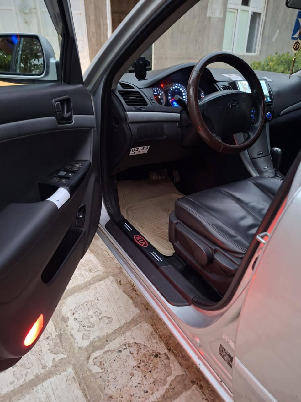 السلام عليكم 
سوناتا كوري موديل 13اصل سنويه بسمي رقم انكليزي بغداد مشروع وطني تحويل ثاني يوم  مكاني نجف للاستفسار اتصل ***********
