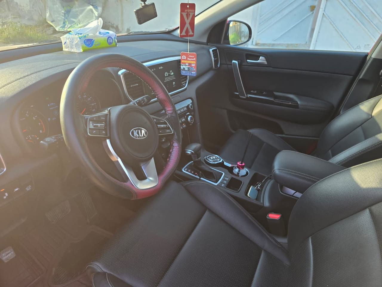 سبورتج موديل 2022 رقم بغداد مكينه 2400 جي دي اي بلاديه السياره مواصفاتها بانو راما كشنات جلد تدفئه كهرباء بصمه رادار جانبي كامره اماميه لتحديد المسار والتنبيه السعر 159 رقم الهاتف *********** بيها بنيد مبدل ومصبوغ السونار مرفق ويه الصور مكانها بعقوبه الساده
