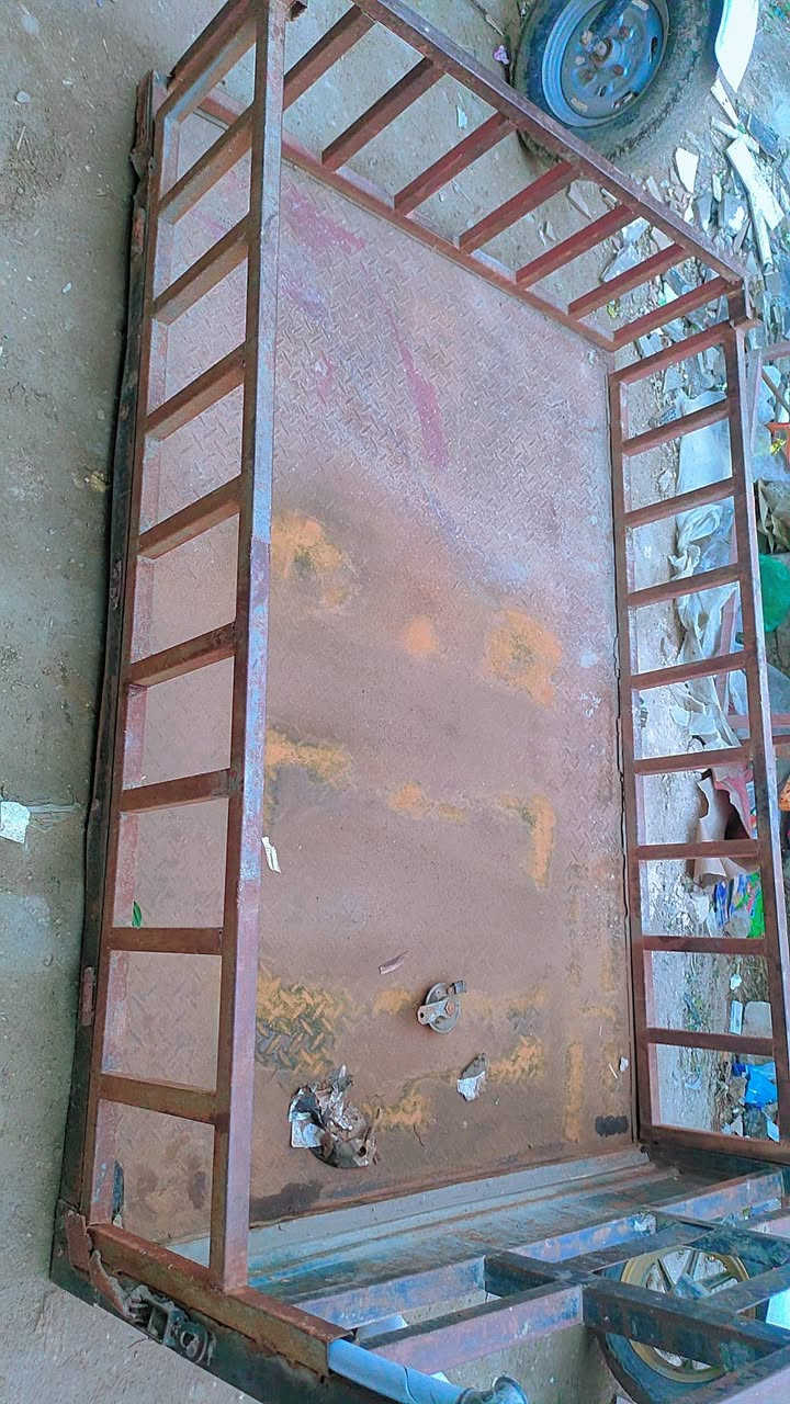 السلام عليكم بدي للبيع
شرط ولا اخياس بيه جيب و شد سعر 125


**إذا كنت صاحب هذا الإعلان وتريد حذفه لأي سبب، رجاءا أرسل رسالة إلى الدعم الفني**