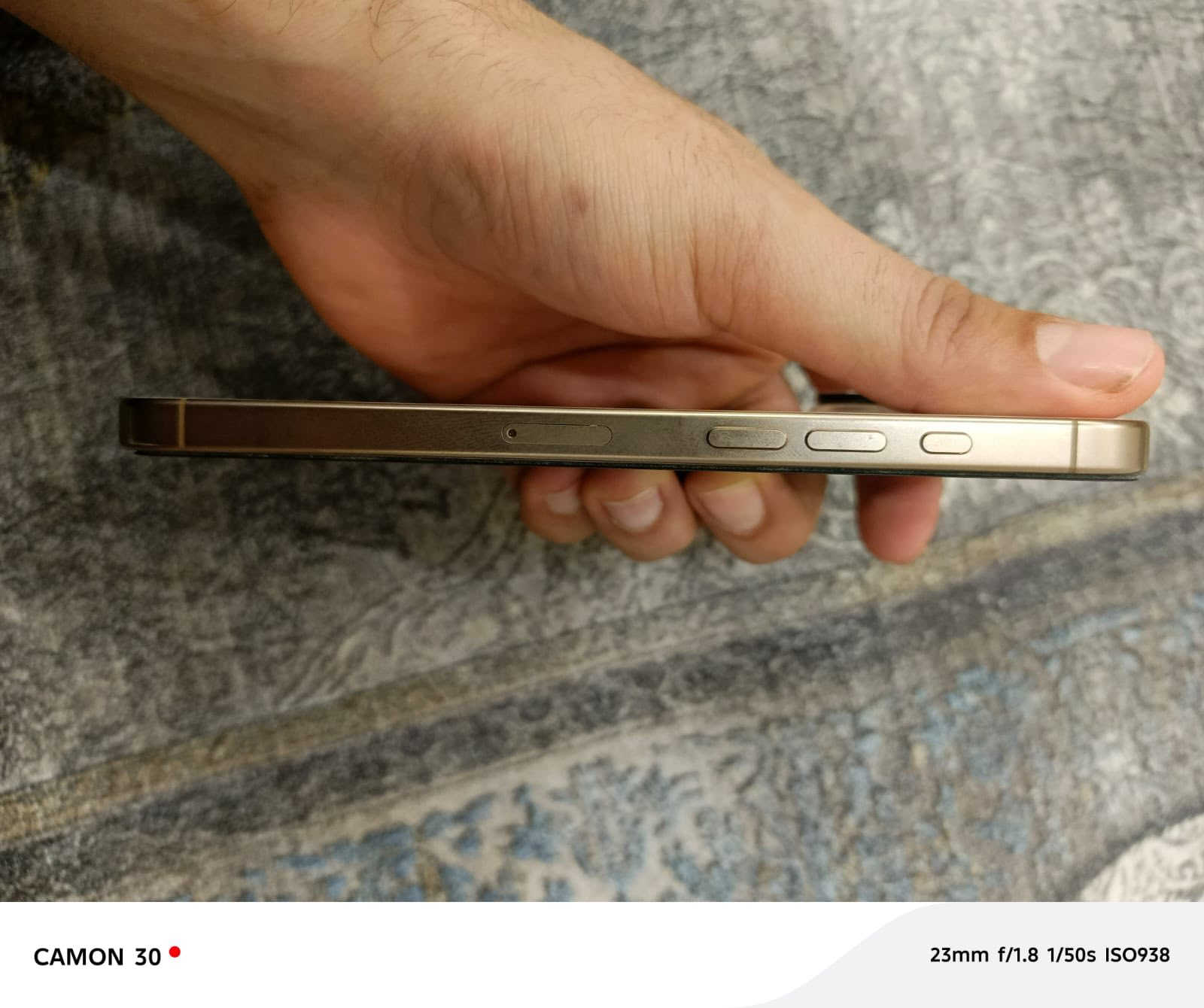 ايفون 16برو ماكس جهاز مكفول ماستر بطاريته جانت 97حدثت وصارت 92 لون ذهبي مكاني بغداد البنوك سعر 1300
رقم***********
