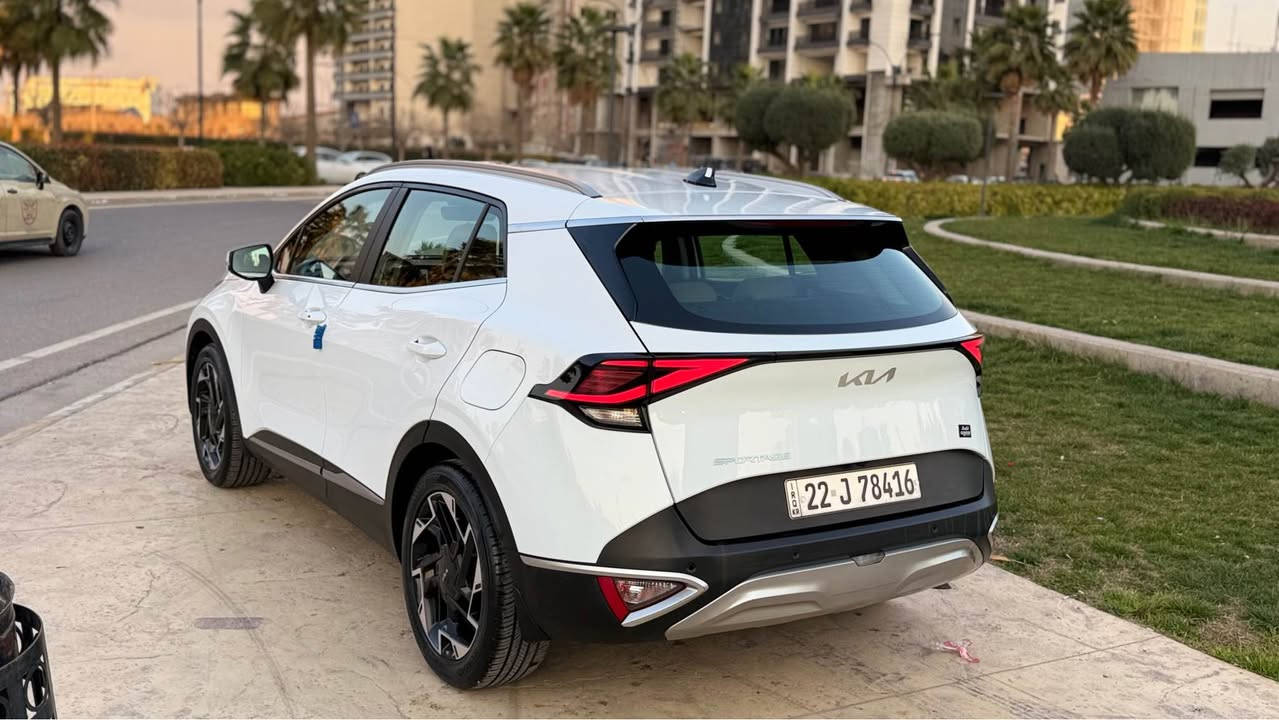 Kia Sportage 2023
فوول مواصفات عدا بانوراما 
بصمة
شغال
صندوق كهربائي
رادار مراية 
كشنات كهربائي + تتفة
سكان هيتر
ئوتو هولد
٤: مود يكو - نورمال - سبورت - سمارت
كير سكان
بريك بصمة
كاميرا 
حساس خلفي- امامي
شاشة كبيرة 
كيج إليكتروني 
ويل:١٩ انج
***********
***********
*********** أربيل, العراق
