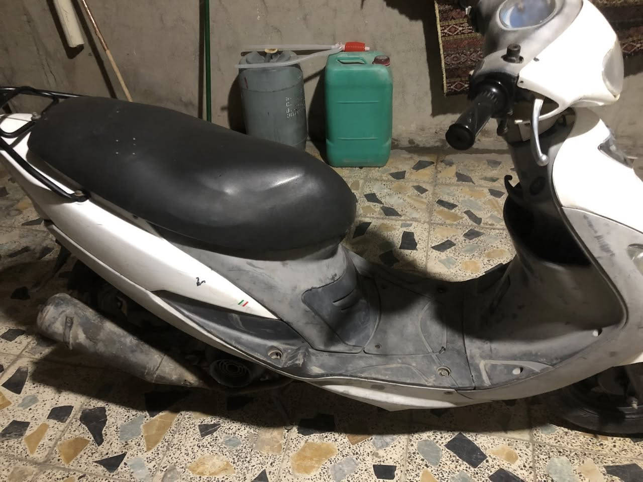 ماكس منغولي شغاله سلف رياضي بوشه ٥٥ السعر ٣٥٠ وبيها مجال السيديه ‭٠٧٨٣ ٨٩٦ ٧٨٧٠‬
