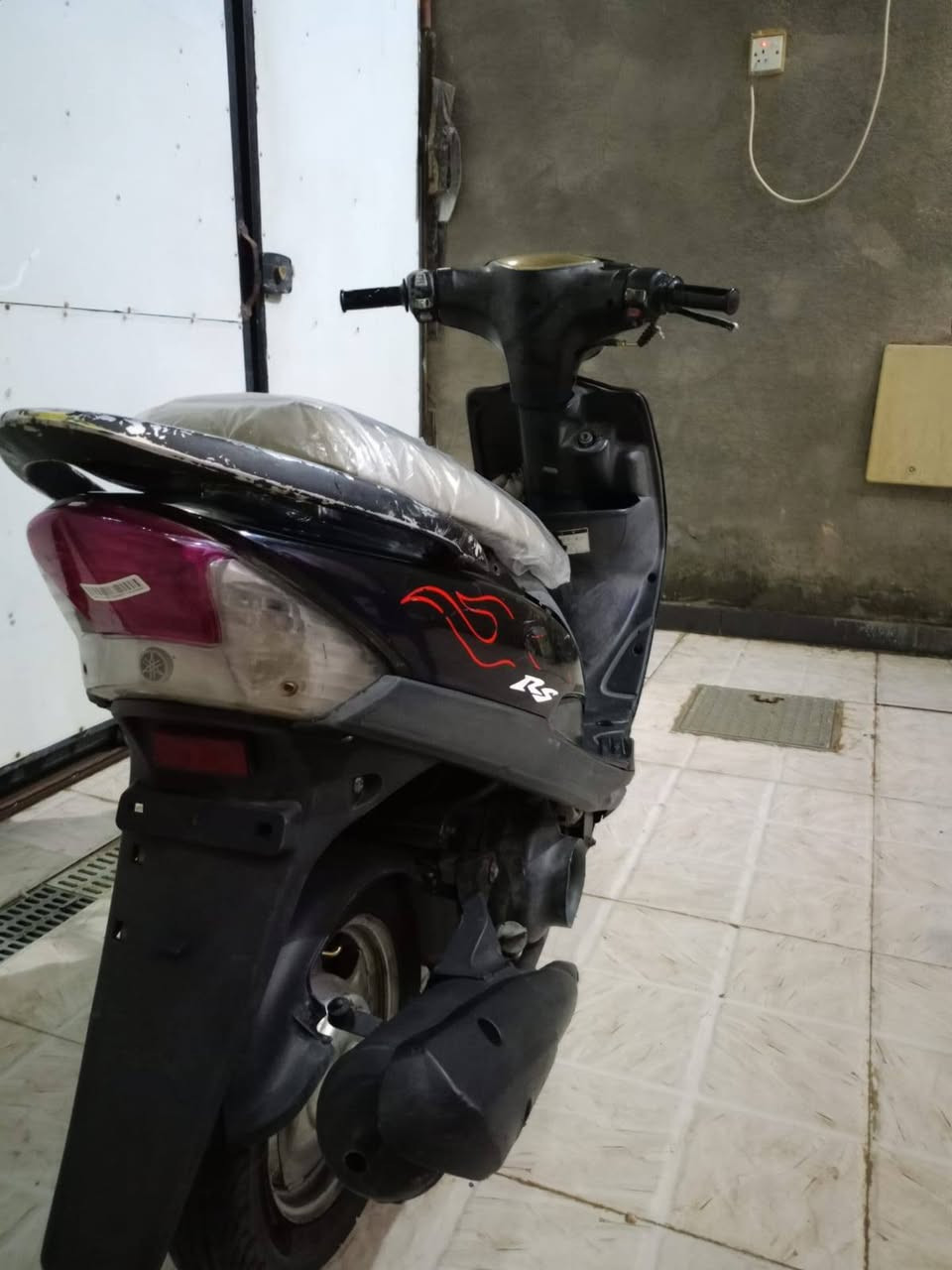 سلام عليكم ماكس عدله بوشه 50 بلاد مفتوحه ولفات مكينه خرسه كهربيت كله شغاله مابيه نقص سعر500 وبيه مجال مكان ناصريه سوك الشيوخ  شراي يتصل ***********
