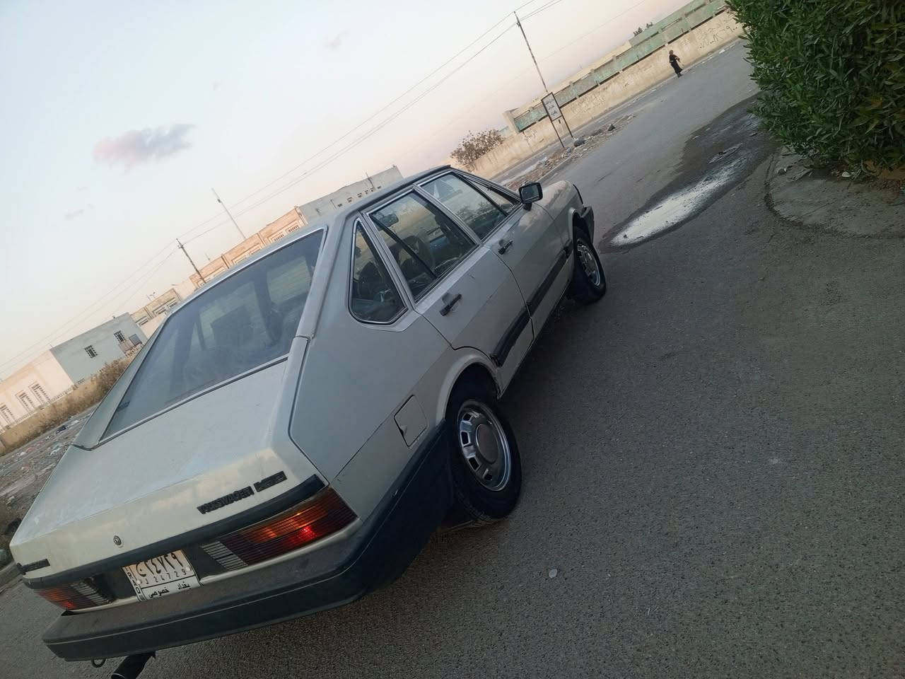 السلام عليكم برازيلي موديل 1987سياره جاهزه خمسه نمر السياره مال جناي اترايك 180وكلشي بيه شغال علا وضع الشركه جام كله نفس الرقم ابلادي حتا البك البيض شغال سياره جاهزه اترايك الربيل مكان السياره بغداد البياع معروضه ابمعرض السعر 39وبيه مجال حك الجيه والشراي يتصل ***********
