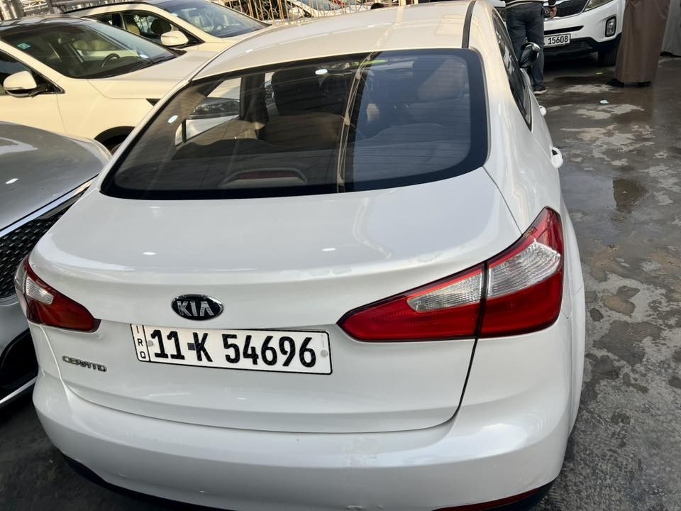 يارب العالمين السلام عليكم كيا سيراتو موديل 2016خليجيه رقم بغداد السياره مكفوله من محرك والكير بيه البنيد مبدل بيه صبغ بلجانب الايمن موضح بلسونار التبريد نضيف بارد وحار السعر اتصال ***********غيث الحميري زورونه وحياكم الله
