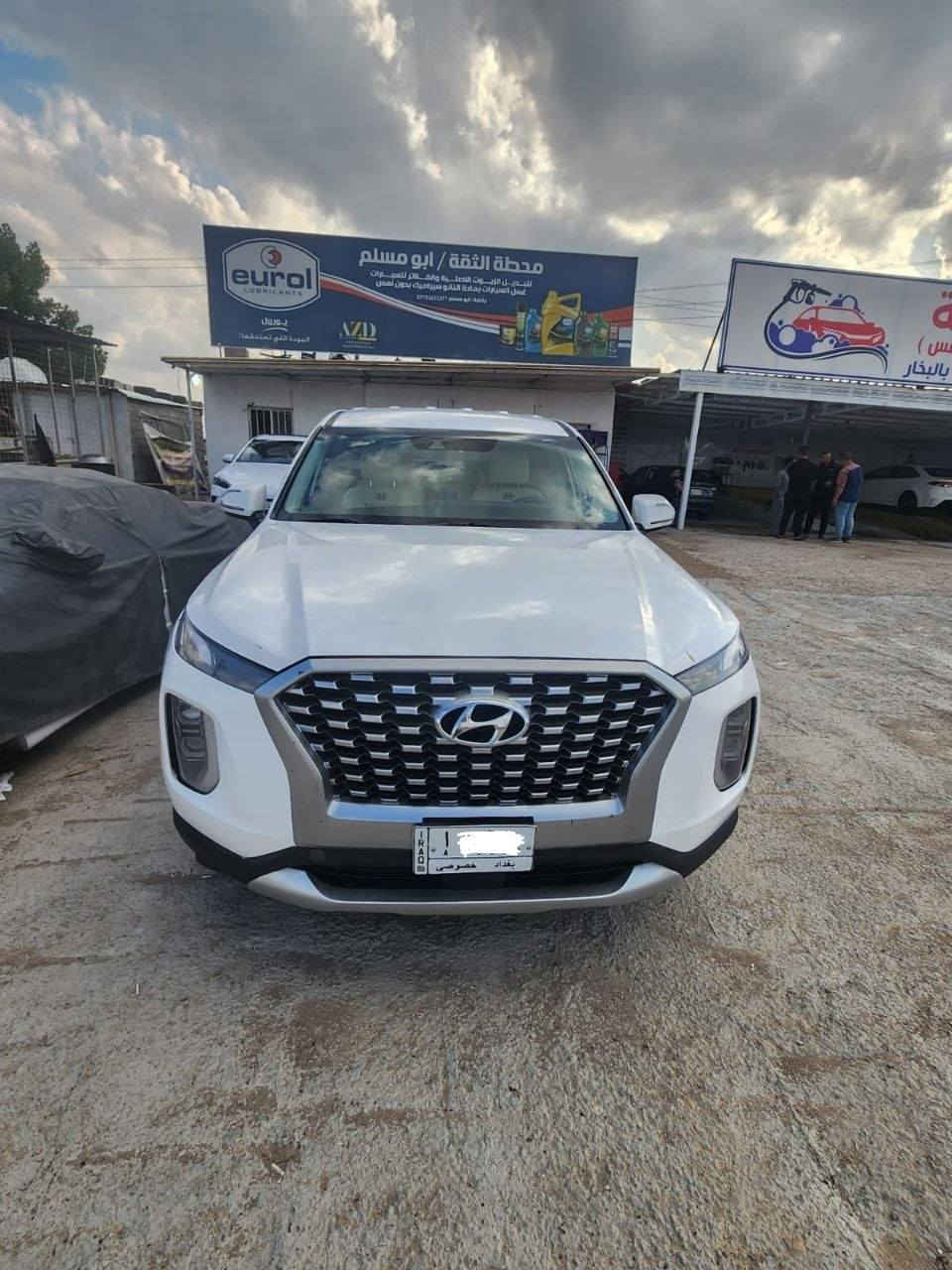 السلام عليكم
للبيع فقط بلسايد 2021 مرقم بغداد ماشية 84 الف ايرباك بيها بس صفحة الحادث..صور حادث امريكا بالمنشور بيها باب مبدل مصبوغ وجاملغ خلفي مصبوغ باب السائق بي بارد بالعراق صار بيها شي بسيط موضح بالصور
المواصفات :
رادر امامي وخلفي
حساسات امامية وخلفية
فول تحكمات استيرن
شفتات استيرن
تحديد مسار
مثبت سرعة
نظام تزحلق
ماوس مود درايف
هاند بريك دكمة
كير دكم
اشارات بالمرايا
لايت زنون عدستين
لد نهاري
تحكم تدفئة وتبريد منفصل
 7 راكب
مخارج USB
Auto Hold
كامرة خلفية
توقف ذاتي بالازدحام
4 قطع تبريد
وبعد بيها مواصفات
السعر 240 وبيها مجال
للاستفسار ***********
