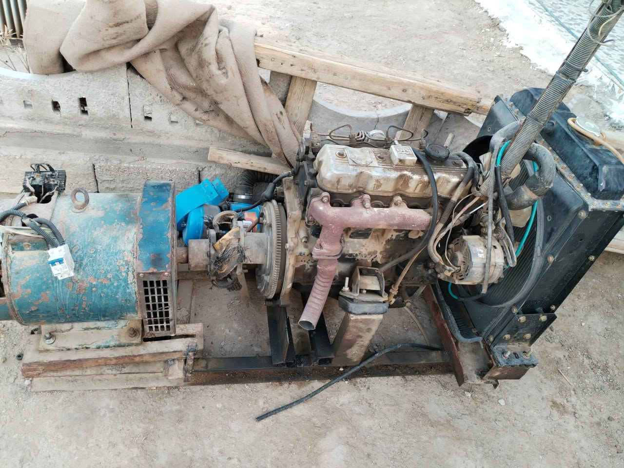 محرك كيه للبيع شرط الشغل قراظه ال خارجيات كلا جديد رقم تولد 80 شرط اربع سبالت  ***********
