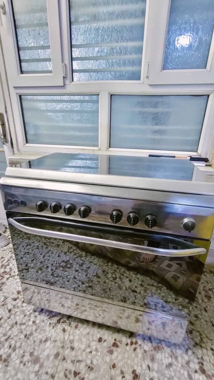 طباخ تكنو مصري الباب الأول بحالة جيدة جداً 
كامل كله شغال وعلى الفحص 
السعر 250 ألف . النجف, العراق


**إذا كنت صاحب هذا الإعلان وتريد حذفه لأي سبب، رجاءا أرسل رسالة إلى الدعم الفني**