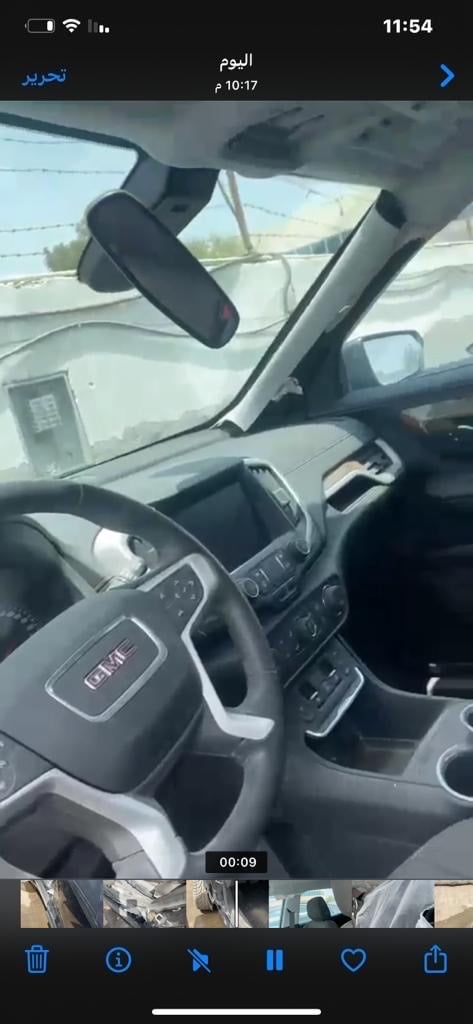 جمسي تيران 2020
ماشيه55000
السعر 180
لون اسمنتي 
