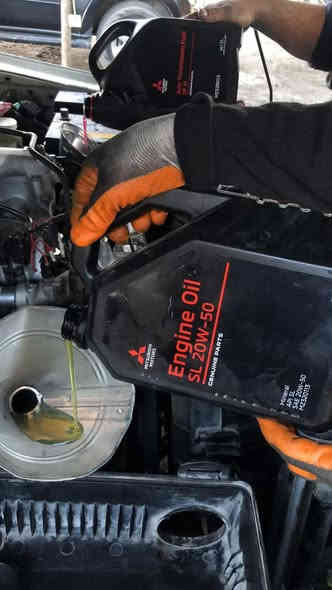 من مجمع حبتور لصيانة الباجيرو سياره الاستاذ كمال 
تبديل دهن كير وكاله مع فلتر وكاله مع سحب التورباين  تبديل دهن مكينه وكاله  
 البياع تقاطع درويش مدخل حي التراث مقابل مطعم ضلوع 
ابوعلي الدراجي
 ***********
***********
***********
